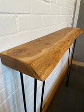 Load image into Gallery viewer, Console / Radiator side table - Live edge - natural
