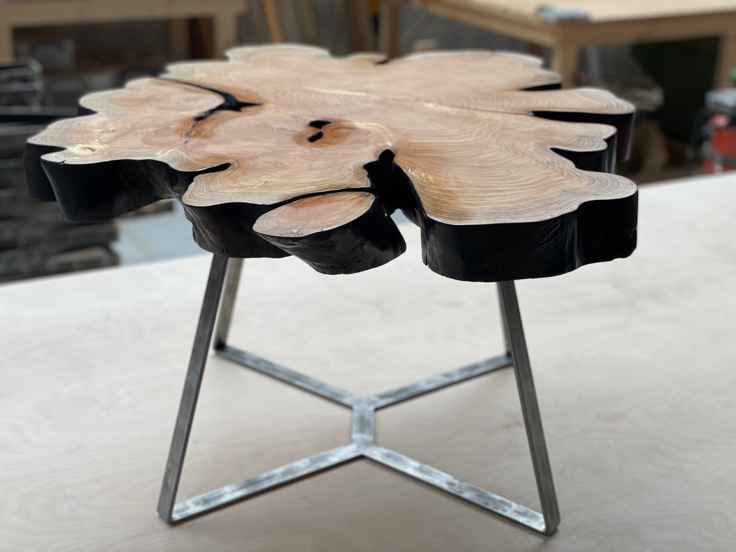Live edge slice coffee table - Shou-sugi-ban - modern - industrial - natural